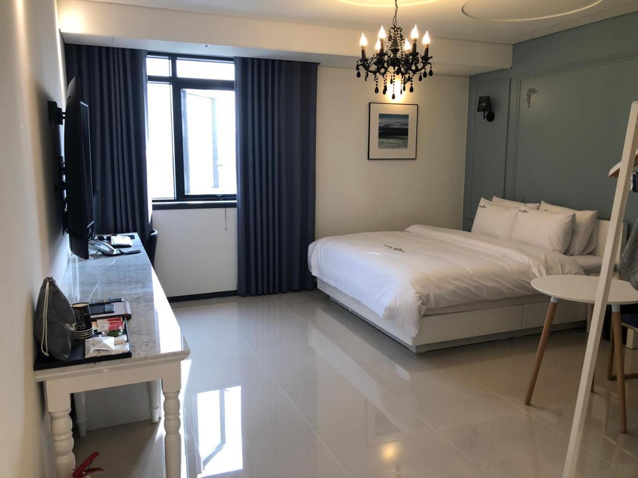 Royal Hotel Jeongeup Eksteriør bilde
