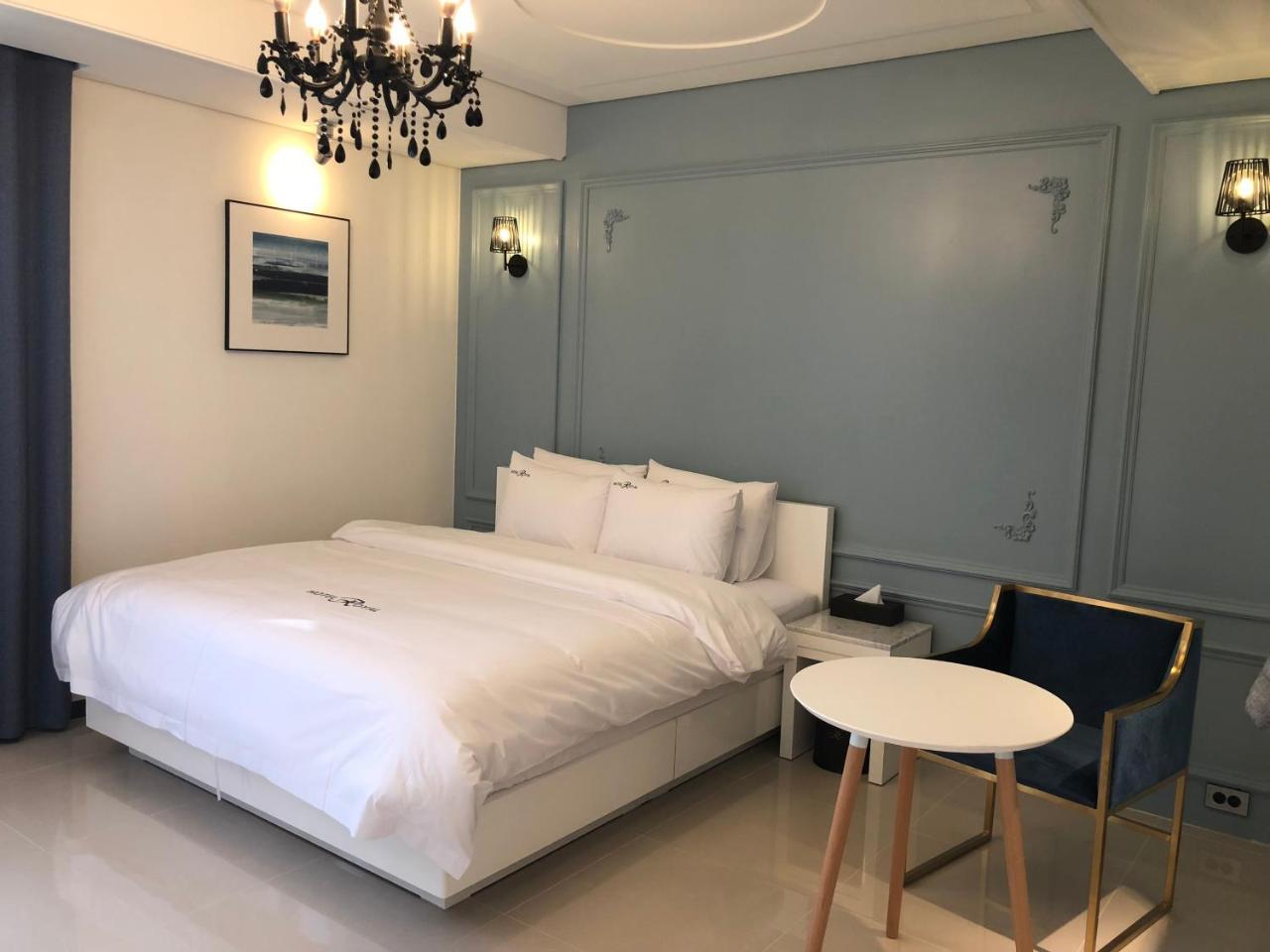 Royal Hotel Jeongeup Eksteriør bilde